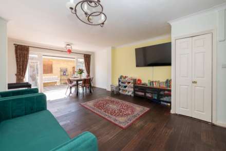 Roper Road, Canterbury, Image 2