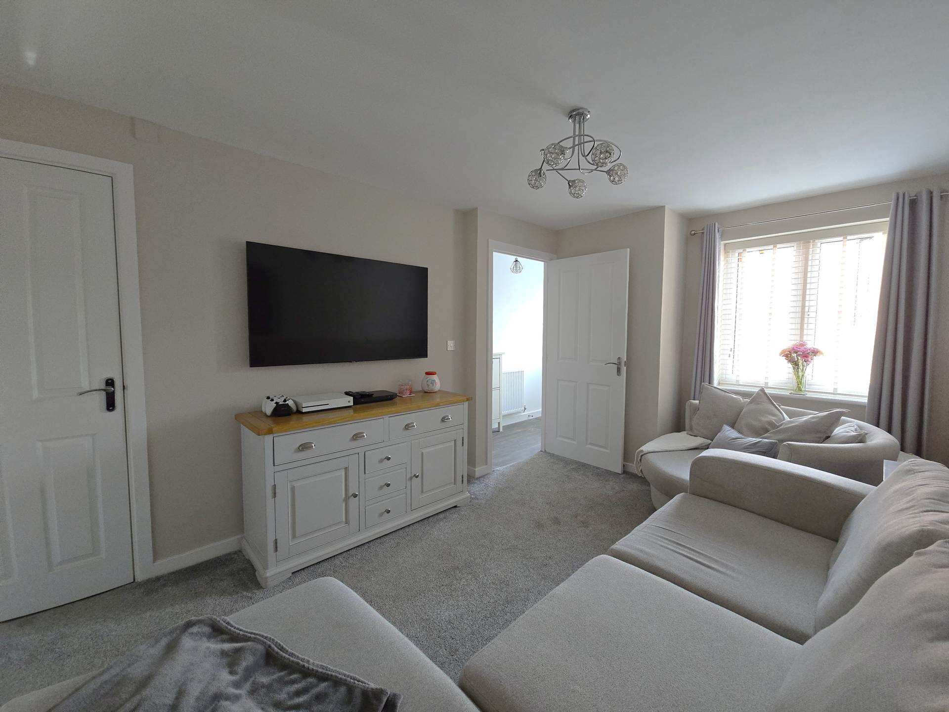Mexborough Square, Aylesham, Canterbury, Image 3