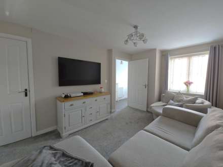 Mexborough Square, Aylesham, Canterbury, Image 3