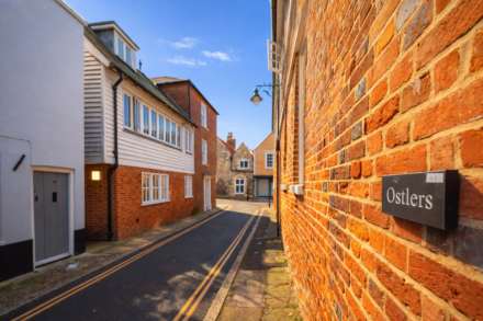 Hawks Lane, Canterbury