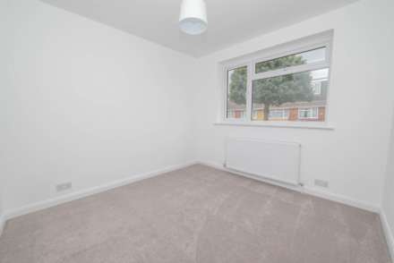 Ladywood Road, Sturry, Image 6
