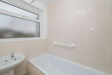 Ladywood Road, Sturry, Image 9