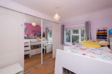 Cherry Drive, Canterbury, Image 11
