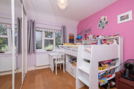 Cherry Drive, Canterbury, Image 12