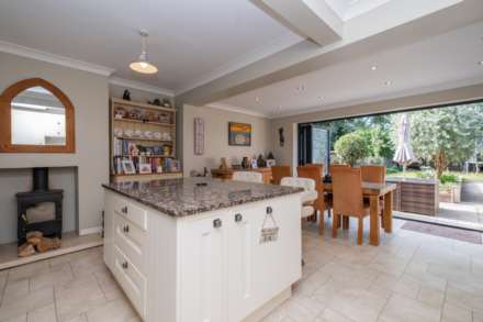 Cherry Drive, Canterbury, Image 2