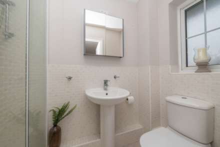 St Pauls Crescent, Boughton, Image 11