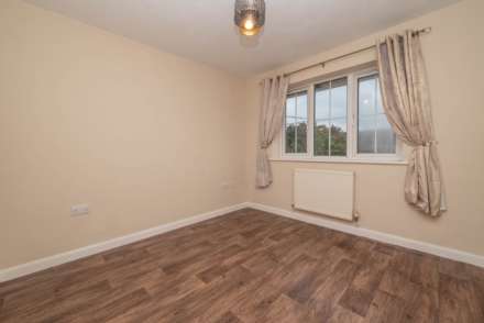 St Pauls Crescent, Boughton, Image 13