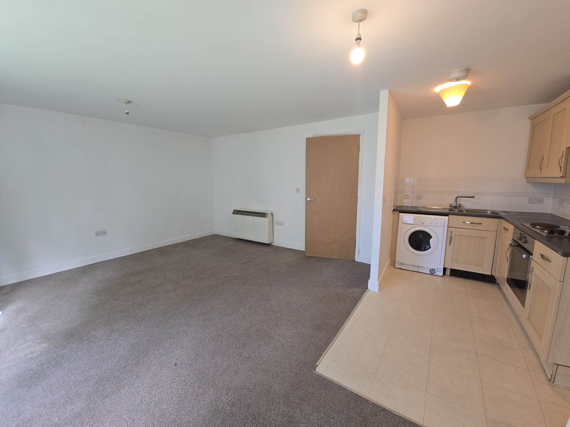 Bingley Court, Canterbury, Image 2