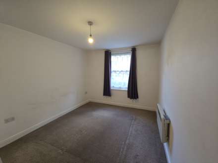 Bingley Court, Canterbury, Image 4