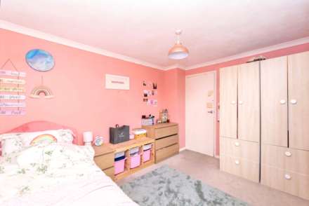 Durham Close, Canterbury, Image 12