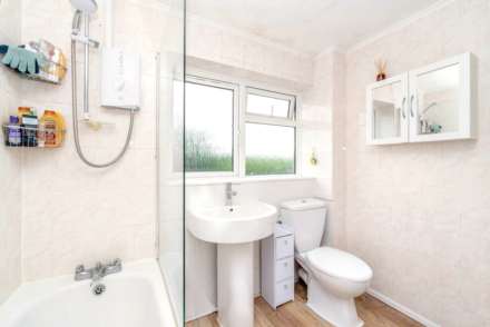 Durham Close, Canterbury, Image 14