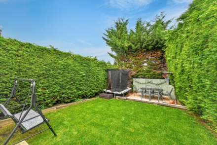 Durham Close, Canterbury, Image 15