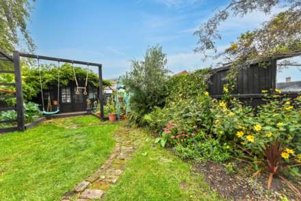 Gordon Road, Canterbury, Image 20