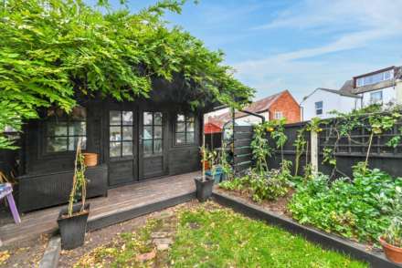 Gordon Road, Canterbury, Image 21