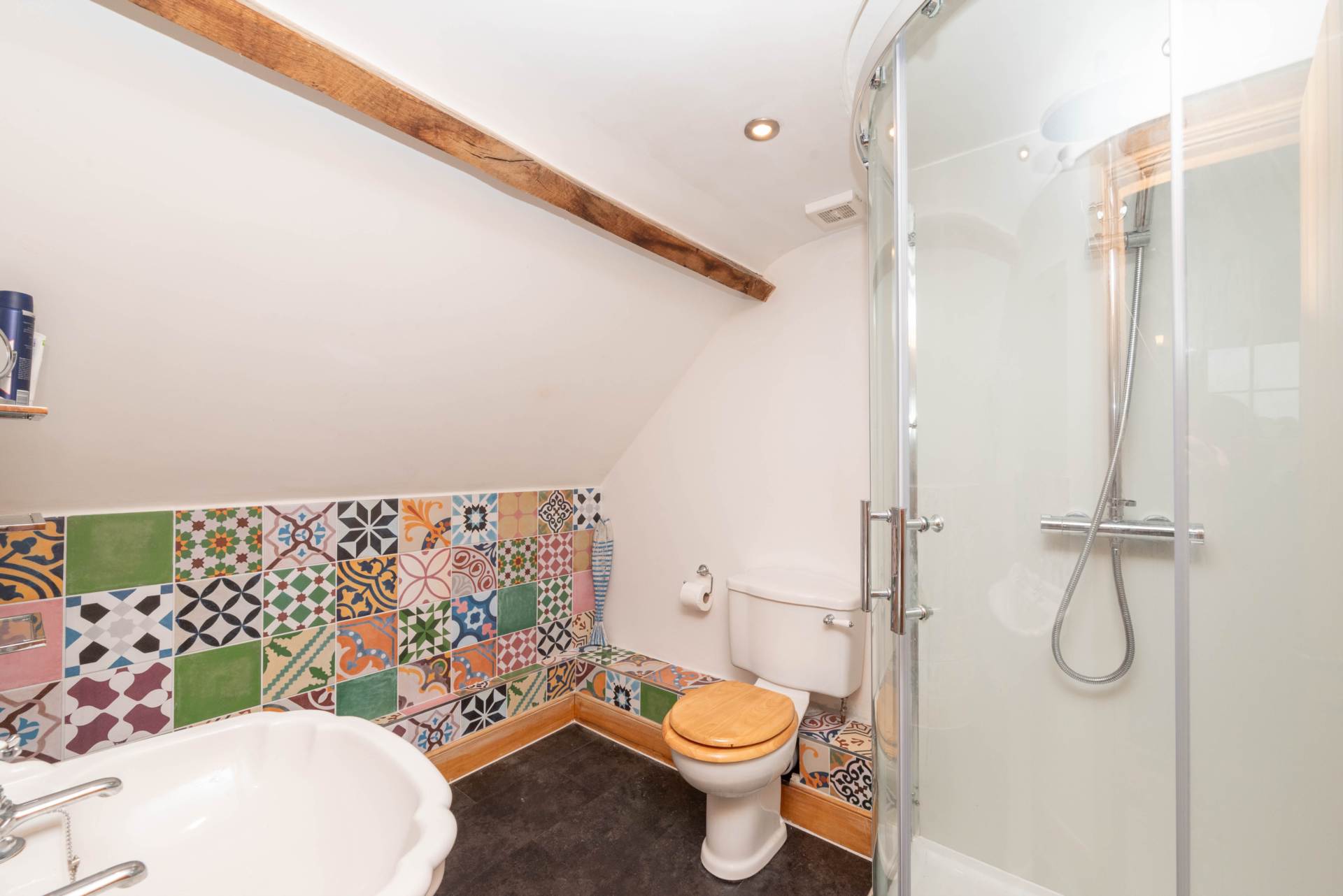 Deanery Farm Oast, Chartham, Image 12