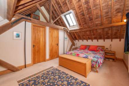 Deanery Farm Oast, Chartham, Image 8