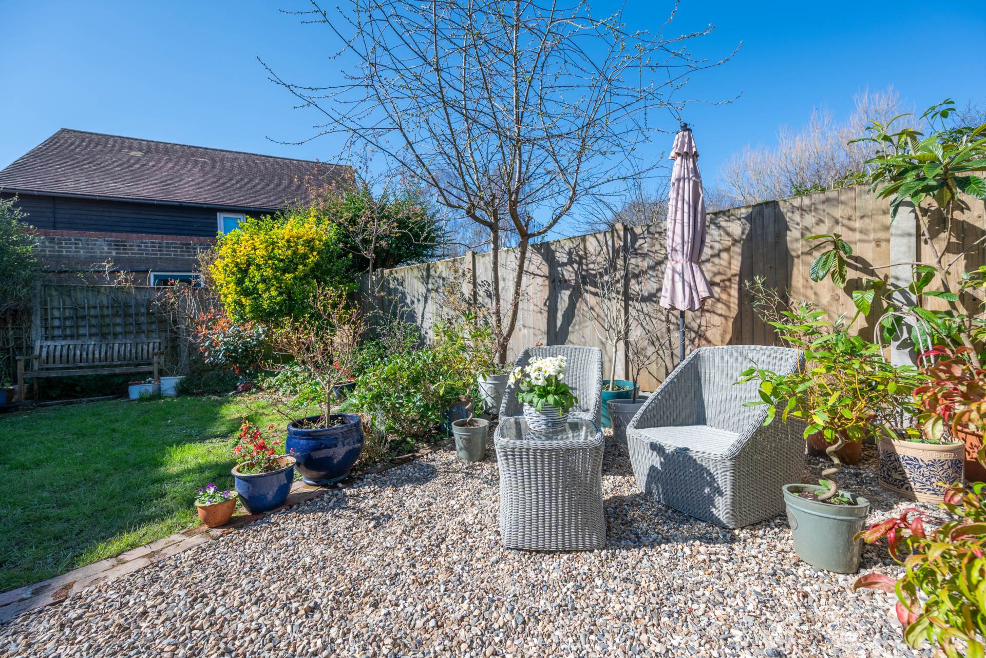 Riverside Close, Bridge, Image 18