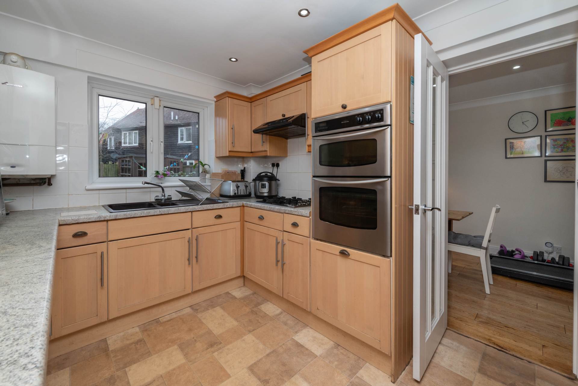 Riverside Close, Bridge, Image 6