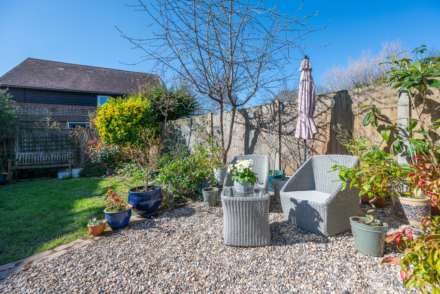 Riverside Close, Bridge, Image 18