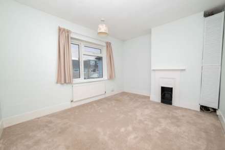 Ross Gardens, Rough Common, Image 6