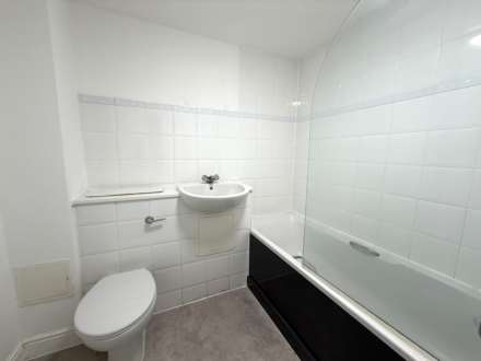 Bingley Court, Canterbury, Image 8