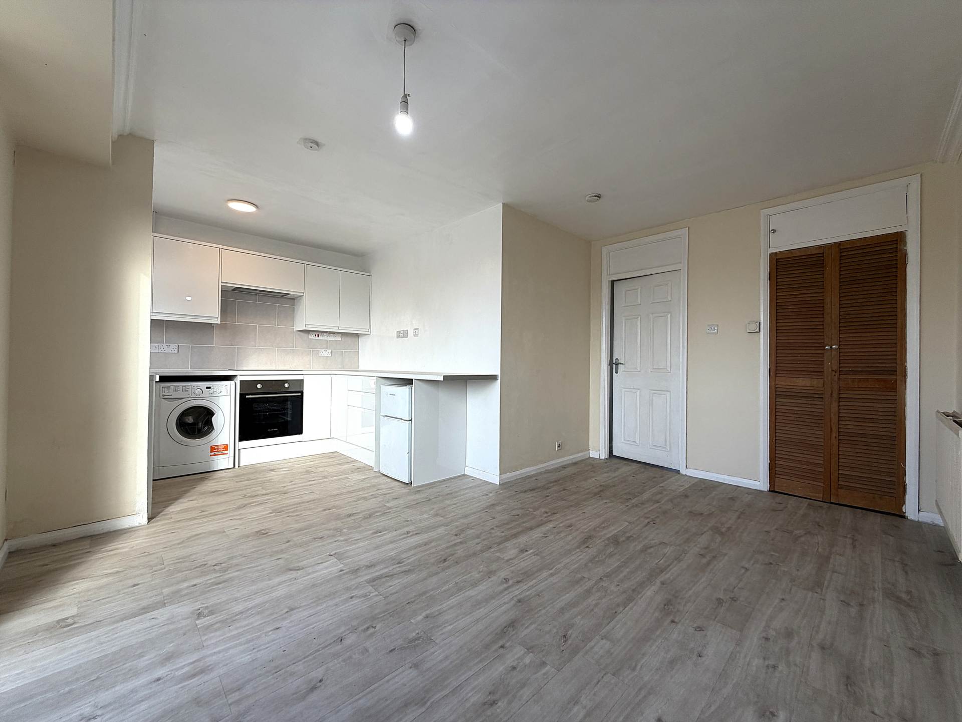 Rhodaus House, Rhodaus Close, Image 2