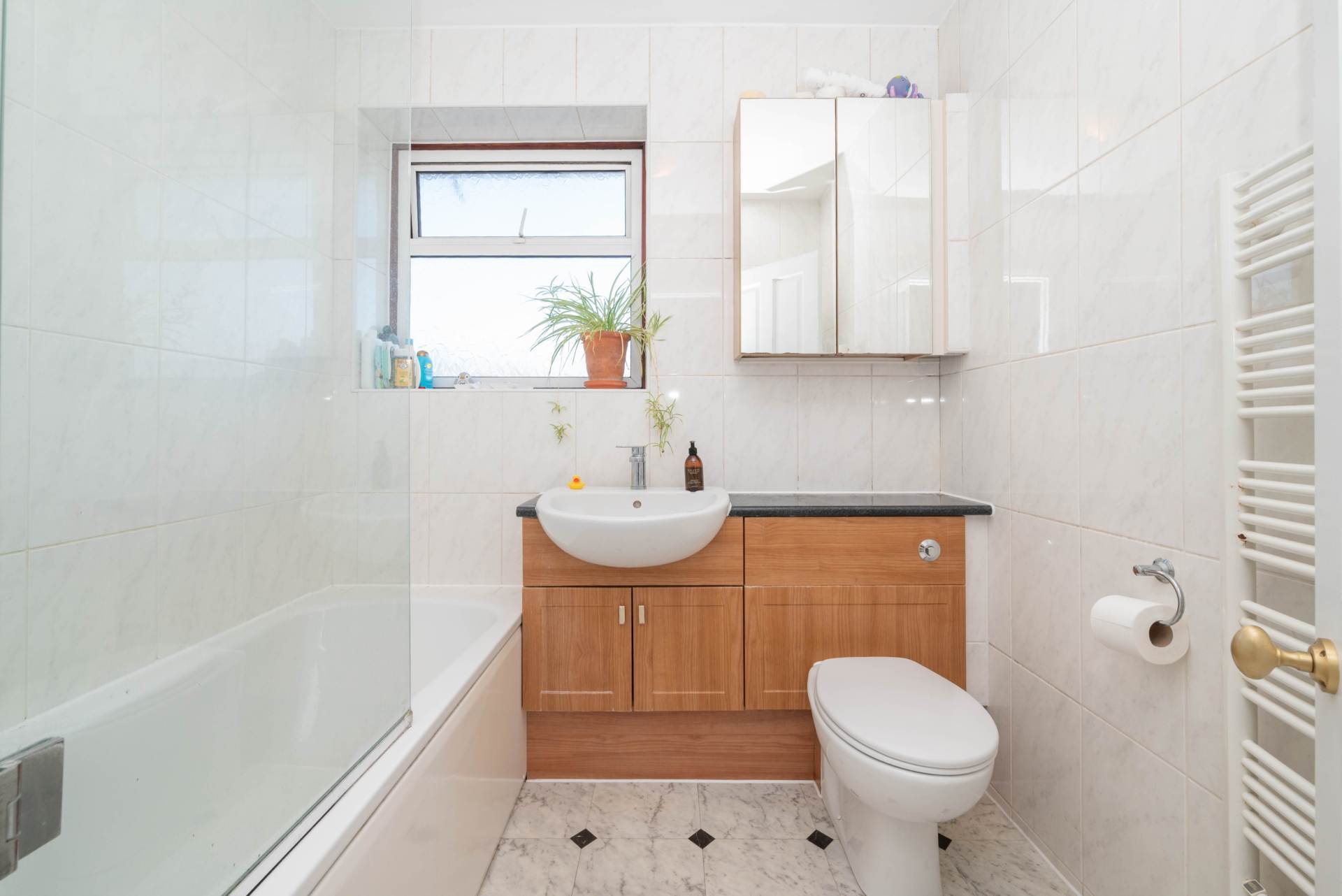 Hillside Avenue, Canterbury, Image 15