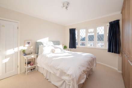 Hillside Avenue, Canterbury, Image 12