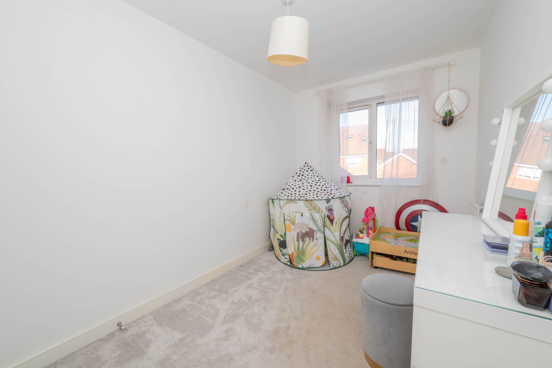 Wales Crescent, Canterbury, Image 13