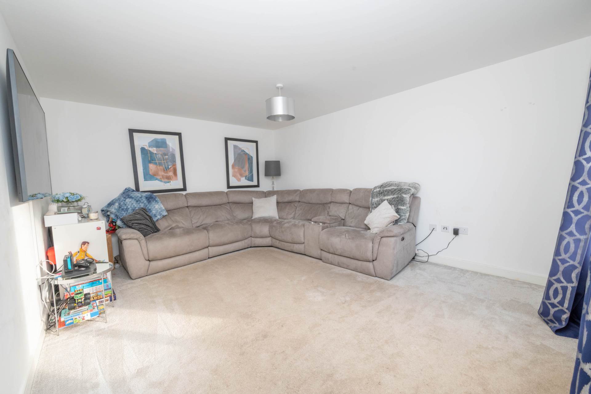 Wales Crescent, Canterbury, Image 4