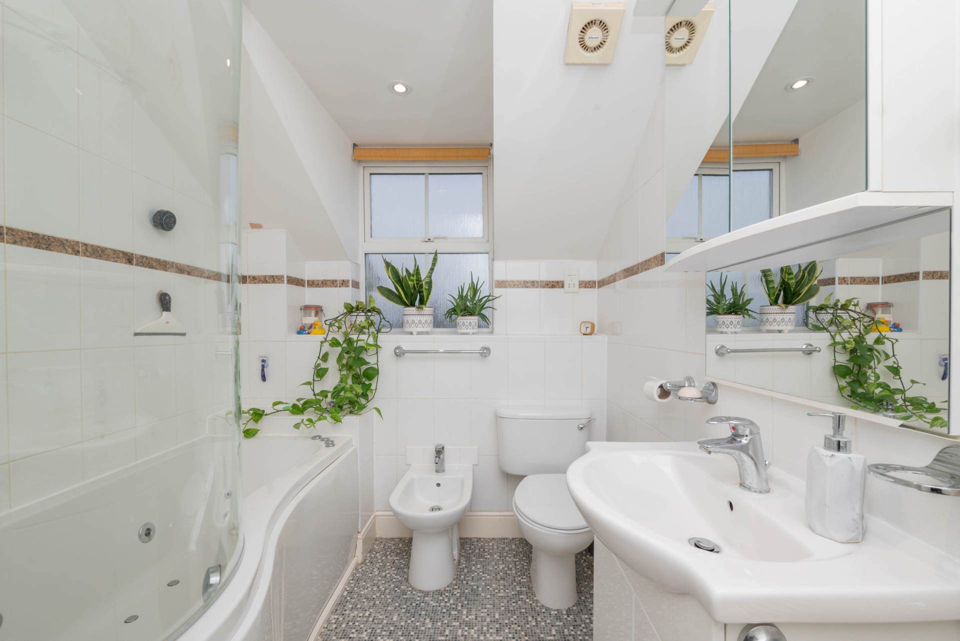 Gardeners Place, Chartham, Image 14