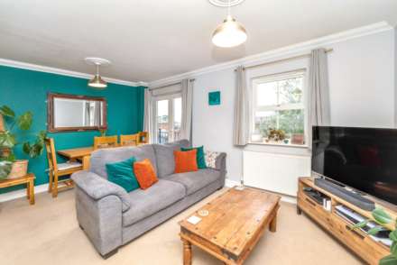 Gardeners Place, Chartham, Image 2