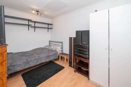 Laurel Way, Chartham, Image 7