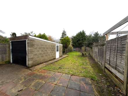 Rough Common Road, Canterbury, Image 11