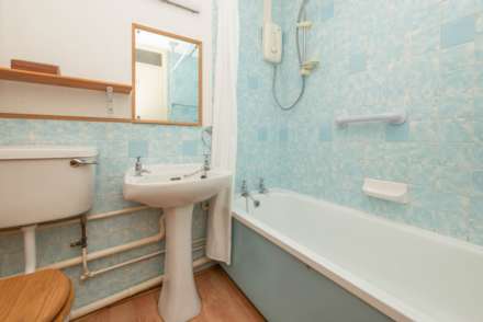 Foxdown Close, Canterbury, Image 6