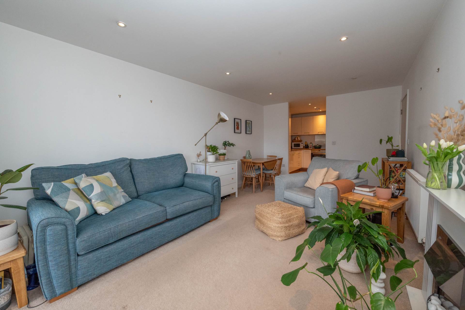 Westwood Drive, Canterbury, Image 5