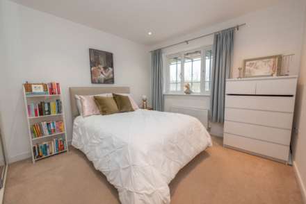 Westwood Drive, Canterbury, Image 6