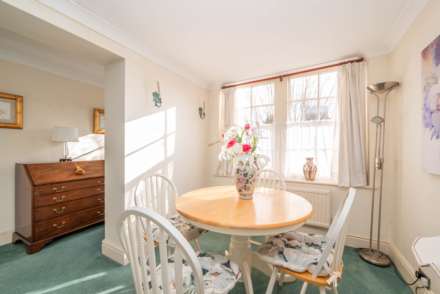 The Green, Chartham, Image 10