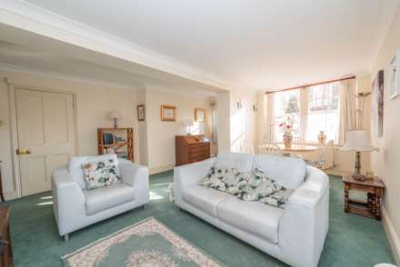 The Green, Chartham, Image 9