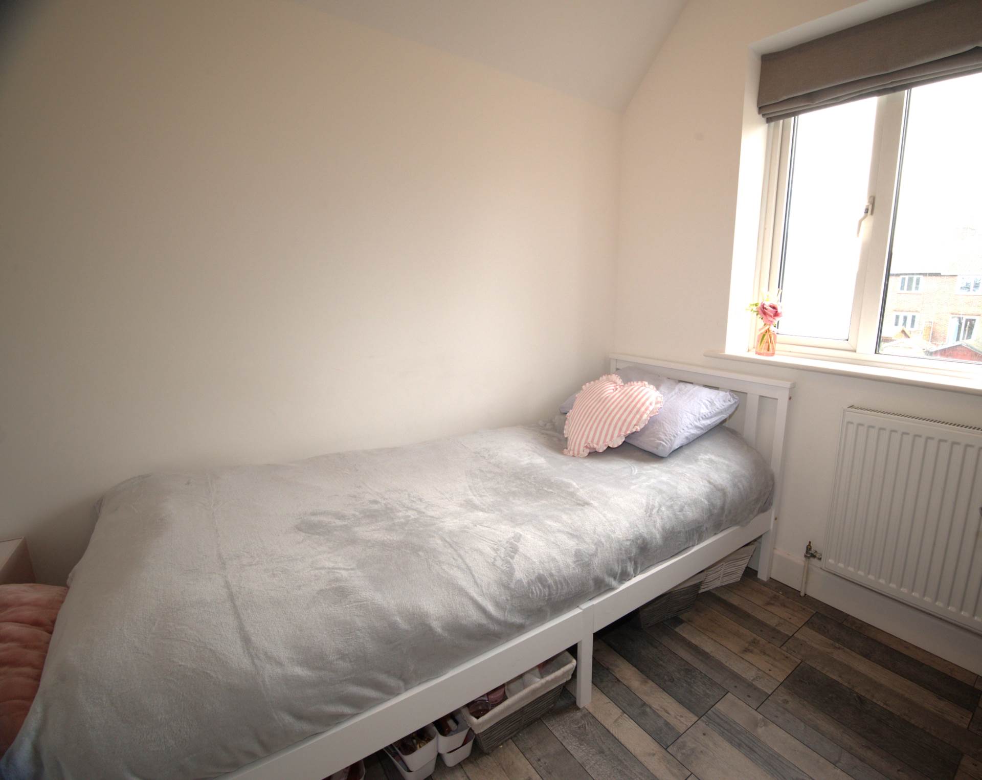 Mandeville Road, Canterbury, Image 11