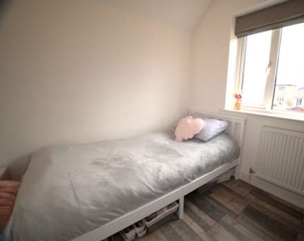 Mandeville Road, Canterbury, Image 11