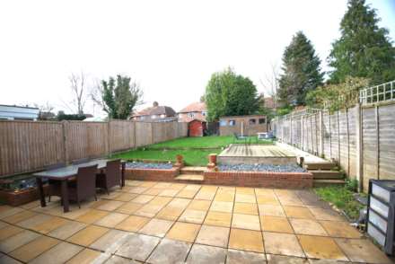 Mandeville Road, Canterbury, Image 16