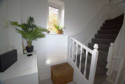 Mandeville Road, Canterbury, Image 6