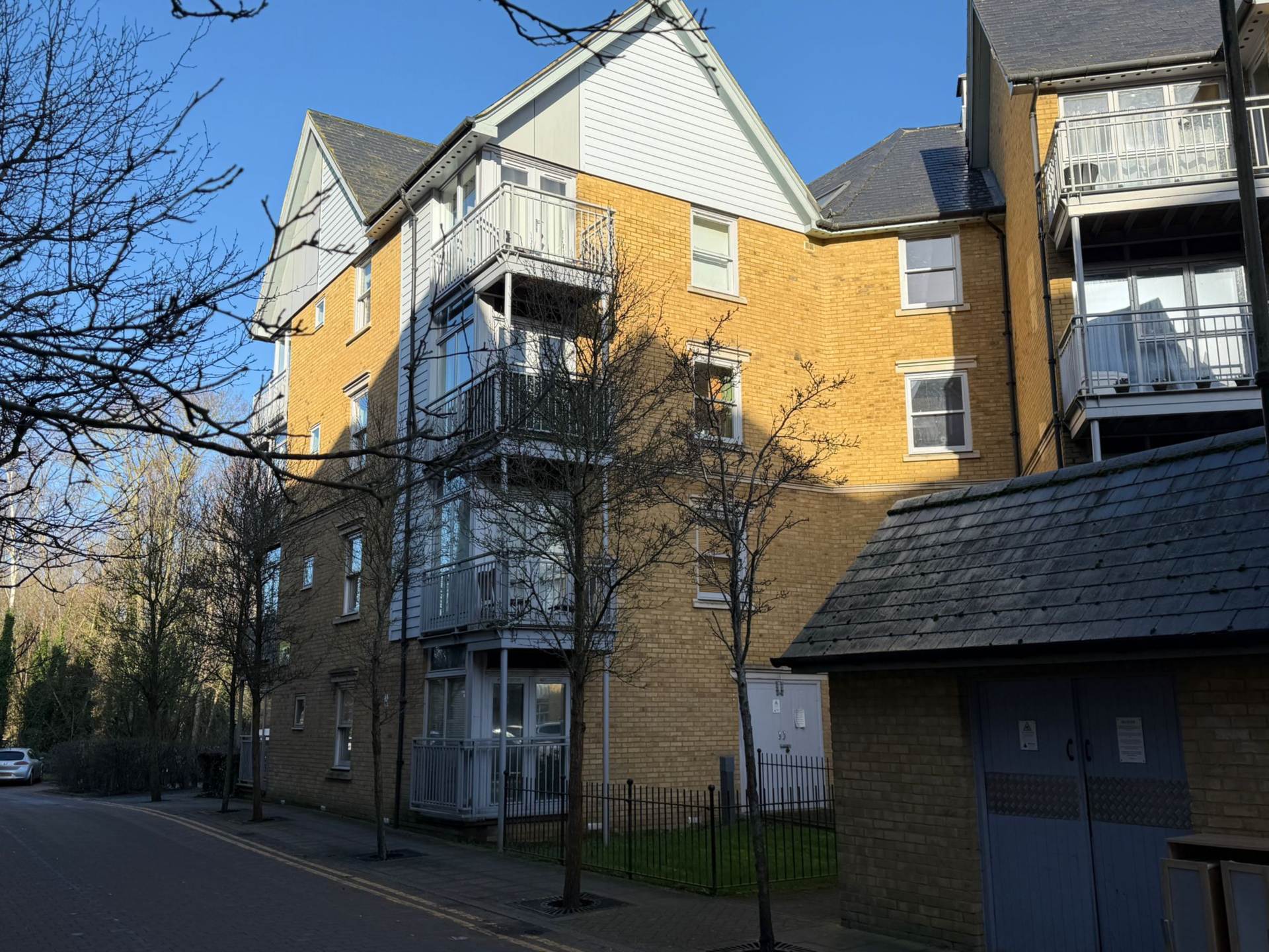 Bingley Court, Canterbury, Image 2