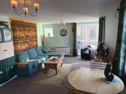 Bingley Court, Canterbury, Image 4