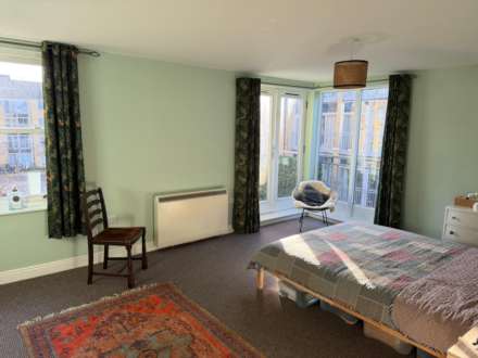 Bingley Court, Canterbury, Image 6