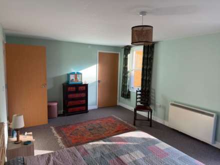 Bingley Court, Canterbury, Image 7