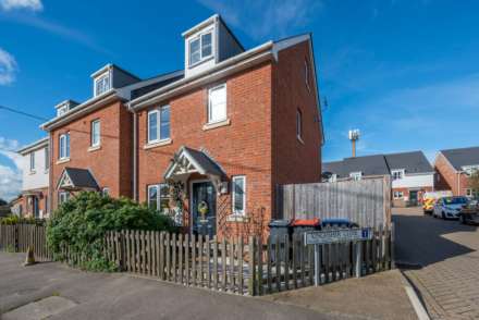 Island Road, Upstreet, Image 1