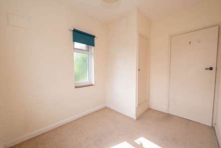 Garden Close, Rough Common, Image 10