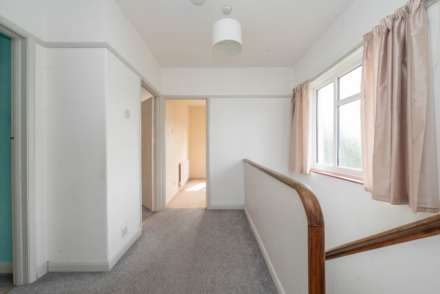 Garden Close, Rough Common, Image 7